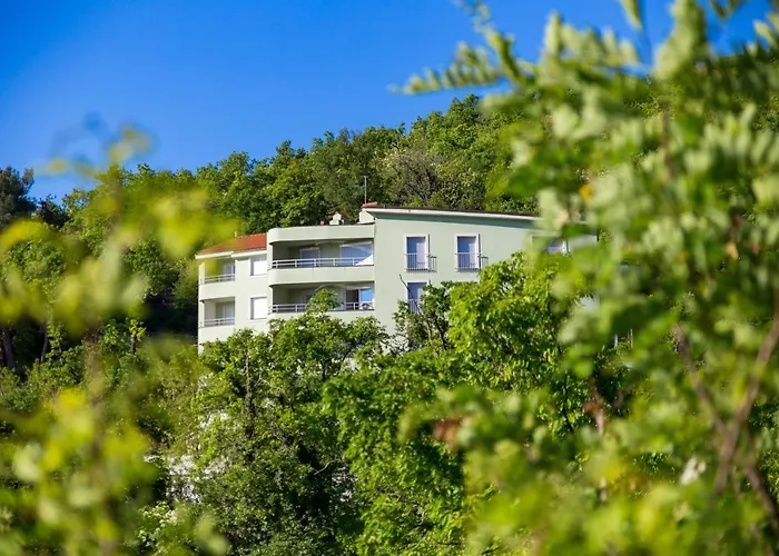 Maja With Free Private Parking And Lovely Sea View Terrace Apartman Abbázia