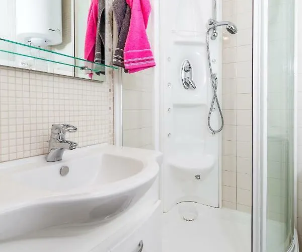 Maja With Free Private Parking And Lovely Sea View Terrace Daire *